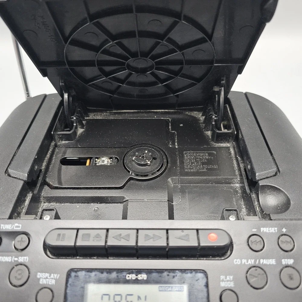 Sony CFD-S70 CD/Cassette Boombox with Radio Black Mega Bass Tested! Working!